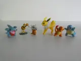 Set van diverse Pokémon figuurtjes en accessoires – foto 9 – kavel bij De Kringwinkel, Heverlee