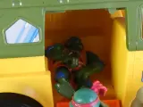 Teenage Mutant Ninja Turtles speelgoedset met bus en figuren – foto 3 – kavel bij De Kringwinkel, Heverlee