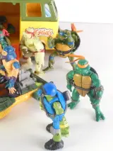 Teenage Mutant Ninja Turtles speelgoedset met bus en figuren – foto 6 – kavel bij De Kringwinkel, Heverlee