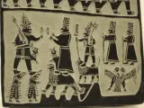 Decoratieve stenen reliëfplaquette in Mesopotamische/Sumerische stijl – foto 3 – kavel bij De Kringwinkel, Antwerpen