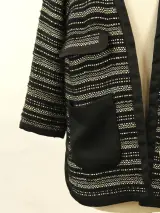 By Malene Birger - open vest in zwart en zilvergrijs met glanzende afwerking – foto 3 – kavel bij De Kringwinkel, Antwerpen