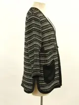 By Malene Birger - open vest in zwart en zilvergrijs met glanzende afwerking – foto 4 – kavel bij De Kringwinkel, Antwerpen