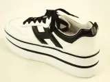 Hogan sneakers dames met plateauzool - maat 38 - Made in Italy – foto 8 – kavel bij De Kringwinkel, Antwerpen