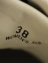 Hogan sneakers dames met plateauzool - maat 38 - Made in Italy – foto 9 – kavel bij De Kringwinkel, Antwerpen