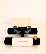 Michael Kors Stella M2052S zonnebril en pavé ring – kavel bij De Kringwinkel, Turnhout