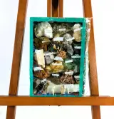 Verzameling mineralen en kristallen met drie presentatiedozen en rookkwarts – foto 4 – kavel bij De Kringwinkel, Turnhout
