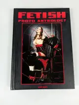 Fotoboek Fetish Photo Anthology Volume 4 – kavel bij De Kringwinkel, Sint-Niklaas