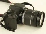 Canon EOS 600D + EF-S 18-200mm f/3.5-5.6 IS Lens + Speedlite 580EX II – foto 8 – kavel bij De Kringwinkel, Antwerpen