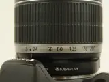 Canon EOS 600D + EF-S 18-200mm f/3.5-5.6 IS Lens + Speedlite 580EX II – foto 10 – kavel bij De Kringwinkel, Antwerpen