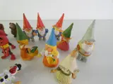 Set vintage cartoon figuurtjes van diverse karakters – foto 2 – kavel bij De Kringwinkel, Heverlee