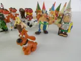 Set vintage cartoon figuurtjes van diverse karakters – foto 6 – kavel bij De Kringwinkel, Heverlee