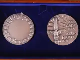 Verzameling militaire medailles, insignes en onderscheidingen – foto 3 – kavel bij De Kringwinkel, Heverlee