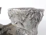 Brutalistische metalen kandelaar - Willy Ceysens – foto 5 – kavel bij De Kringwinkel, Heverlee