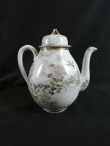 Porseleinen theeservies met decoratieve vogels en bloemen – foto 4 – kavel bij De Kringwinkel, Diest