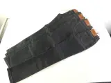 Set van 4 Red Valentino damesjeans – foto 2 – kavel bij De Kringwinkel, Heverlee