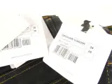 Set van 4 Red Valentino damesjeans – foto 5 – kavel bij De Kringwinkel, Heverlee