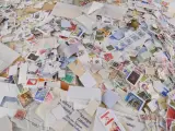 Filatelistisch lot: postzegels en album – foto 2 – kavel bij De Kringwinkel, Heverlee