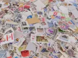Filatelistisch lot: postzegels en album – foto 4 – kavel bij De Kringwinkel, Heverlee
