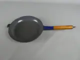 Le Creuset pan – kavel bij De Kringwinkel, Diest