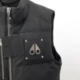 Bodywarmer, maat L, Moose Knuckles, 009914 – foto 5 – kavel bij Domeinen Roerende Zaken, Groningen
