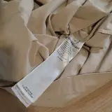 T-Shirt, maat M, Balenciaga – foto 10 – kavel bij Domeinen Roerende Zaken, Groningen