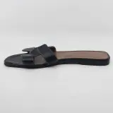 Paar slippers, maat 40, Hermès, 021056Z BL – foto 5 – kavel bij Domeinen Roerende Zaken, Groningen