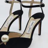 Paar pumps, maat 37, Jimmy Choo – foto 3 – kavel bij Domeinen Roerende Zaken, Groningen