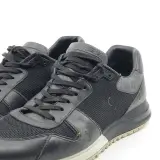 Paar sneakers, maat 7, Louis Vuitton, GO 0221 – foto 3 – kavel bij Domeinen Roerende Zaken, Groningen