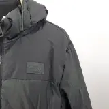 Jas, maat M, Burberry – foto 4 – kavel bij Domeinen Roerende Zaken, Groningen