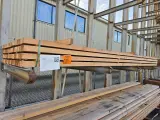 Ca. 56x Douglas Regels Fijnbezaagd, 50x75mm, lengte 400cm – foto 4 – kavel bij Onlineveilingmeester