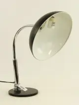 Hala - model 144 tafellamp - naar ontwerp H.Th.J.A. Busquet – foto 3 – kavel bij De Kringwinkel, Antwerpen