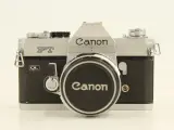 Canon FT QL + FL 50mm f/1.8 lens en lederen tas – kavel bij De Kringwinkel, Antwerpen