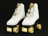 Vintage Roces rolschaatsen – maat EU 41 – foto 2 – kavel bij De Kringwinkel, Antwerpen