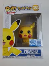 Grote Pokémon Verzameling Lot – TCG Kaarten, Tins, Funko Pop Pikachu, Knuffels & Merchandise! – foto 3 – kavel bij De Kringwinkel, Waardamme