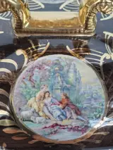 Antieke Belgische Majolica Bonbonnière / Terrine met Goudvergulde Fragonard-scènes – foto 6 – kavel bij De Kringwinkel, Waardamme