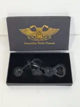 Stoere Metalen Motor Flesopener in Luxe Cadeaubox – LKKCHER Motorbike Bottle Opener – kavel bij De Kringwinkel, Waardamme