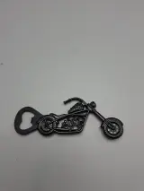 Stoere Metalen Motor Flesopener in Luxe Cadeaubox – LKKCHER Motorbike Bottle Opener – foto 2 – kavel bij De Kringwinkel, Waardamme