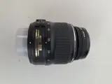 Uitgebreide Nikon D70 Spiegelreflexcamera Set met 3 Objectieven (Sigma, Tamron & Nikon) en Accessoires – foto 8 – kavel bij De Kringwinkel, Waardamme