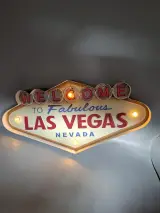 Vintage "Welcome to Fabulous Las Vegas" Verlicht Metalen Wandbord – Dé Blikvanger voor uw Mancave of Bar! – kavel bij De Kringwinkel, Waardamme