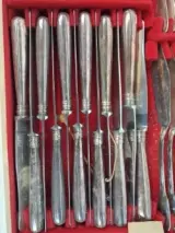 Klassiek verzilverd bestekset – foto 4 – kavel bij De Kringwinkel, Waardamme