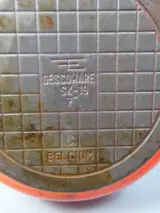 Vintage oranje geëmailleerde braadpan met handvat – foto 3 – kavel bij De Kringwinkel, Diest