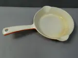 Vintage oranje geëmailleerde braadpan met handvat – foto 5 – kavel bij De Kringwinkel, Diest