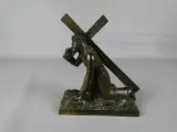 Vintage beeldje Jezus met kruis van metaal – kavel bij De Kringwinkel, Diest