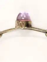 Modernistische armband in .835 zilver met paarse cabochon – foto 9 – kavel bij De Kringwinkel, Antwerpen