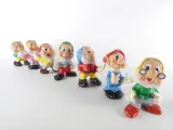 Vintage lot van 11 kunststof figuren – foto 7 – kavel bij De Kringwinkel, Heverlee