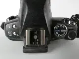 Olympus E-410 digitale spiegelreflexcamera met lens en geheugenkaart – foto 4 – kavel bij De Kringwinkel, Heverlee