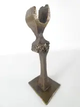 Brutalistische bronzen kandelaar – Boud Ceysens – foto 2 – kavel bij De Kringwinkel, Heverlee