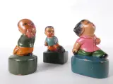 Keramische puntenslijpers uit China – set van 15 – Aziatische figuren, sporters, muzikanten en tijgers – foto 5 – kavel bij De Kringwinkel, Heverlee