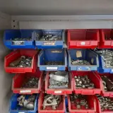 Werkplaatskast met inhoud – foto 8 – kavel bij Onlineveilingmeester, Aalsmeer