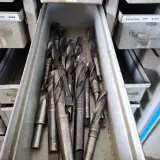 Assortiment boren en ruimers in werkplaatskast – foto 15 – kavel bij Onlineveilingmeester, Aalsmeer